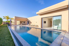 Villa Hawai, ss vis à vis avec espace de sport , piscine Chauffée